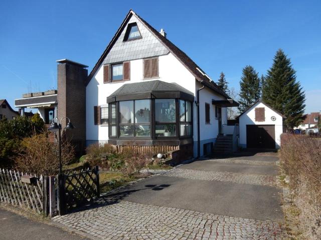 Charmantes Einfamilienhaus in traumhafter Feldrandlage von privat