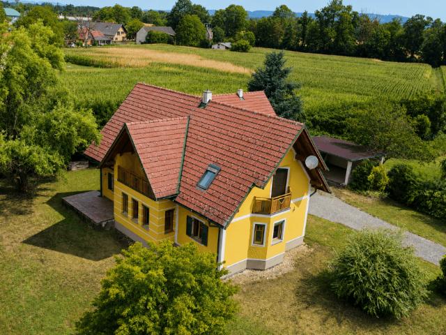 Charmantes Einfamilienhaus mit ca. 168,33 m² Wohnfläche und großzügigem Grundstück in Halbenrain