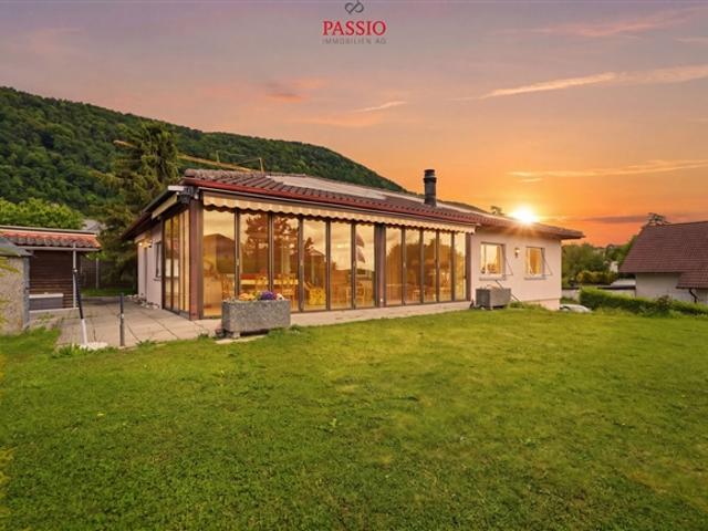Charmantes Einfamilienhaus mit Baulandreserve auf 1'386 m² Grundstück