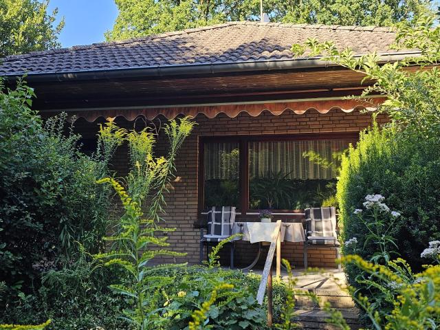Charmantes Einfamilienhaus mit Garage in familienfreundlicher Lage