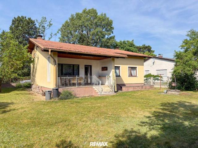 Charmantes Einfamilienhaus mit großem Garten
