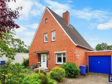 Charmantes Einfamilienhaus mit großem Grundstück und viel Potenzial verkehrsgünstig gelegen in Achim Uphusen