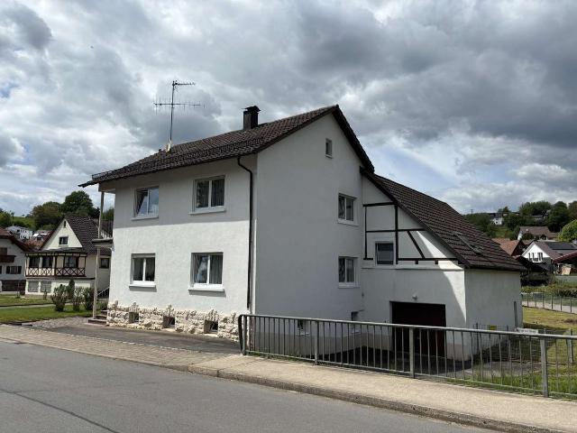 Charmantes Einfamilienhaus mit großem Grundstück und vielseitigem Ausbaupotenzial