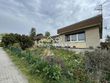 Charmantes Einfamilienhaus mit großem Keller und Entwicklungspotenzial in Großziethen