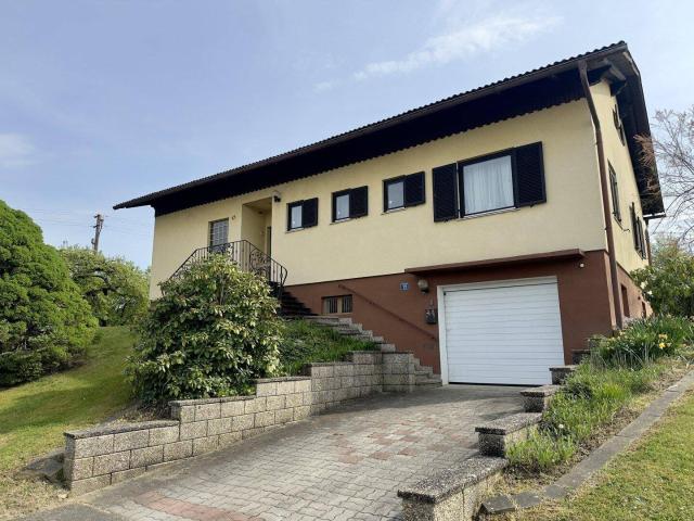 Charmantes Einfamilienhaus mit großem Naturgrundstück – viel Potenzial & sofort beziehbar