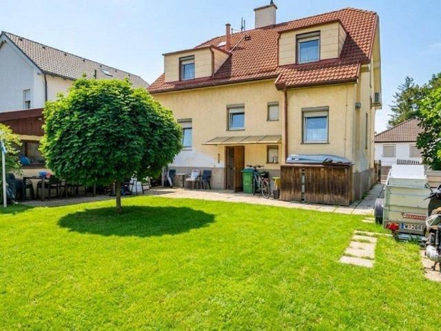 Charmantes Einfamilienhaus mit großem Potenzial in ruhiger Lage nahe der SCS