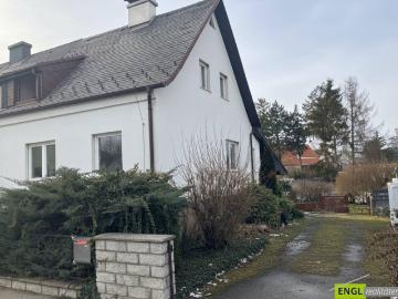 Charmantes Einfamilienhaus mit großem Potenzial in Wiener Neustadt