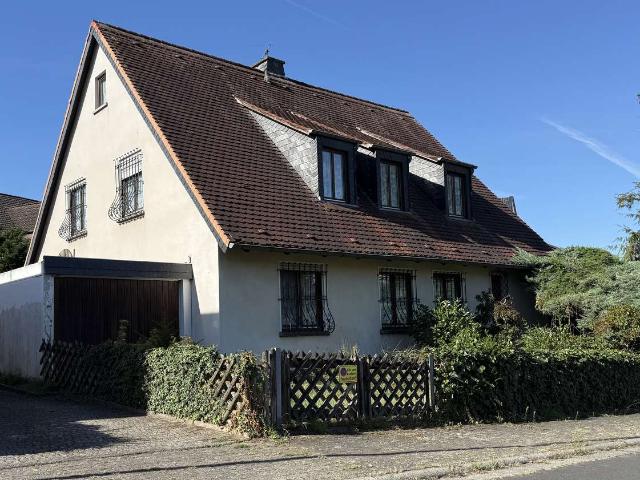 Charmantes Einfamilienhaus mit durchdachter Raumaufteilung in Toplage von Bad Vilbel