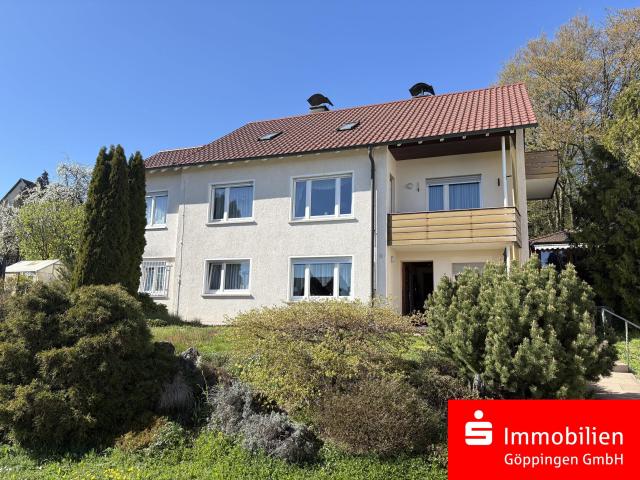 Charmantes Einfamilienhaus mit Einliegerwohnung, großem Garten & viel Potenzial