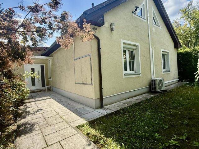 CHARMANTES EINFAMILIENHAUS MIT EXTRA WOHNUNG | GARTEN, SAUNA UND VIELSEITIGEM RAUMANGEBOT | GEFRAGTE WOHNLAGE