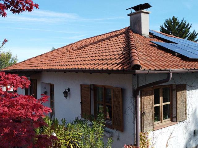 Charmantes Einfamilienhaus mit schönem Garten, Einliegerwohnung und Werkstatt