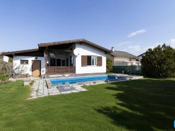 House for sale in 2604 - Parkplatz, Schwimmbad