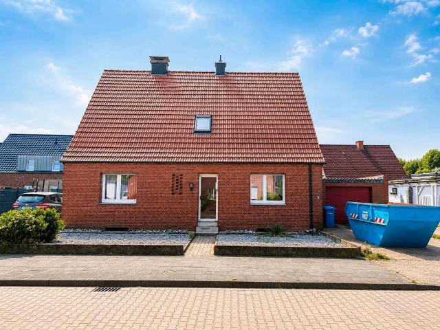 Charmantes Einfamilienhaus mit Potenzial in begehrter Wohnlage