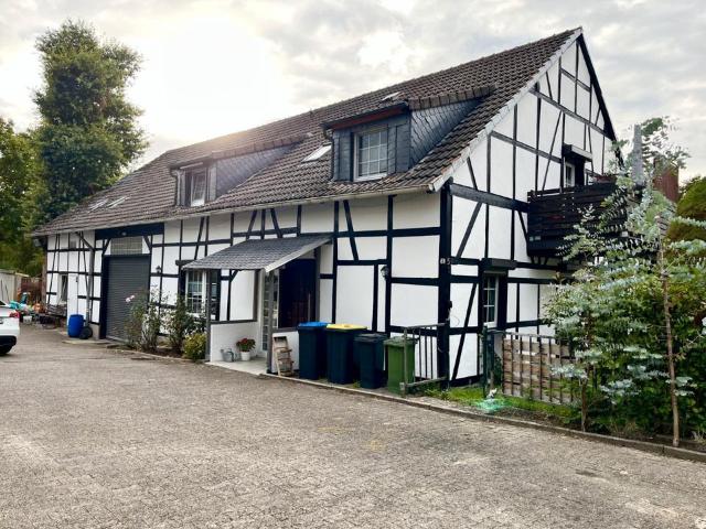 charmantes Fachwerkhaus mit viel Platz in Schwerte Holzen