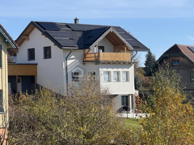 Charmantes Wohnhaus in Neukirchen an der Vöckla