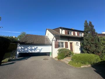 Charmantes Familienhaus mit großzügigem Garten in Veyrier