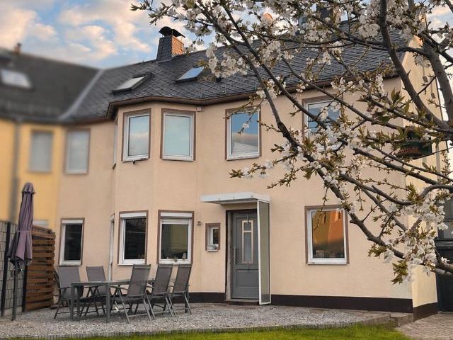 Charmantes Familienhaus mit Kamin & Garten