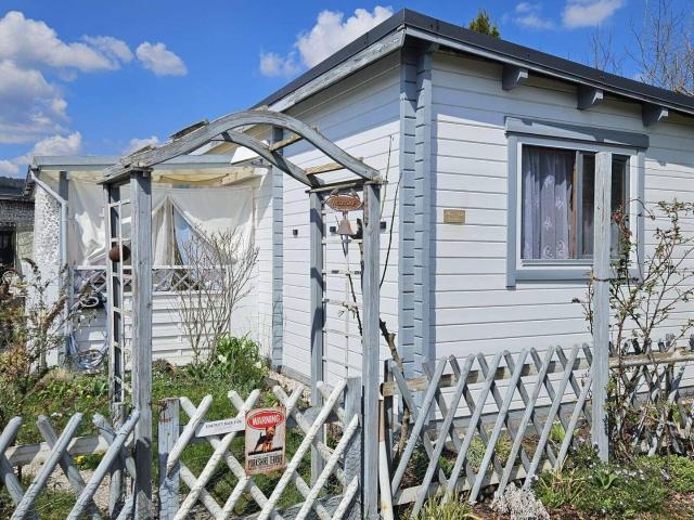Charmantes Gartenhaus mit großer Terrasse am Campingplatz Kohlhofmühl in Neusiedl