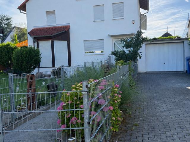 Charmantes, geräumiges Einfamilienhaus in zentraler Lage in 65779 Kelkheim Münster