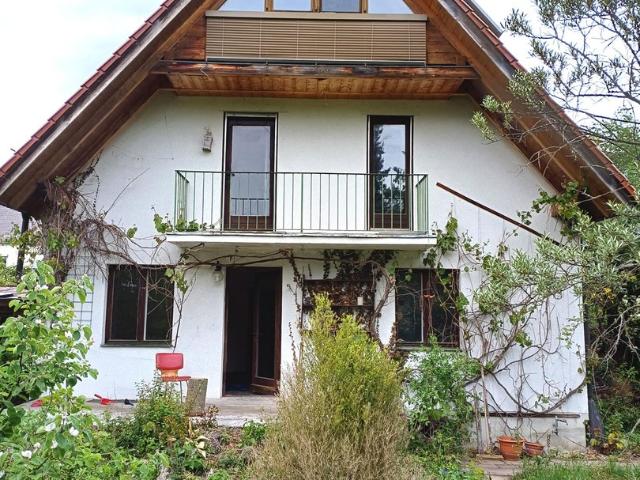 Charmantes Haus auf großem Grundstück in München Pasing