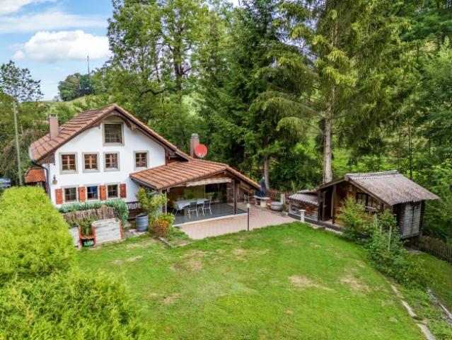 Charmantes Haus in einer idyllischen und friedlichen Umgebung