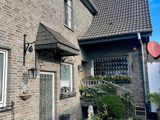 Charmantes Haus in ruhiger Lage zu verkaufen