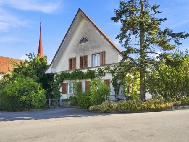Charmantes Haus mit viel Potenzial
