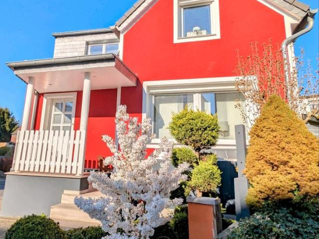 Charmantes Haus mit 3 Zimmern in Hürth Fischenich
