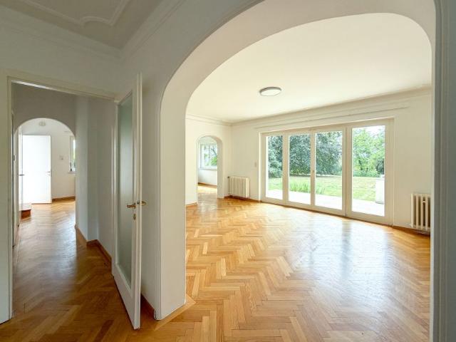 Charmantes Haus nebst Weinreben und mit Traumblick