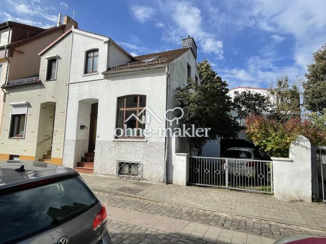 Charmantes kleines Altbremer Reihenendhaus mit Garage in Peterswerder