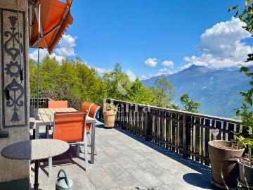 Charmantes Landhaus mit atemberaubender Aussicht und grossem Grundstück in Ravoire, nahe Martigny