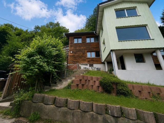 Charmantes Liebhaberhaus Villa Kunterbunt im Deggenhausertal