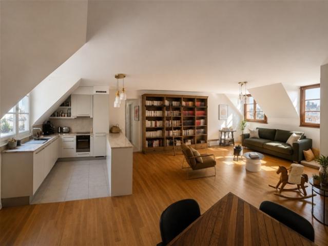 Charmantes Loft mit drei Zimmern, genau in der Mitte