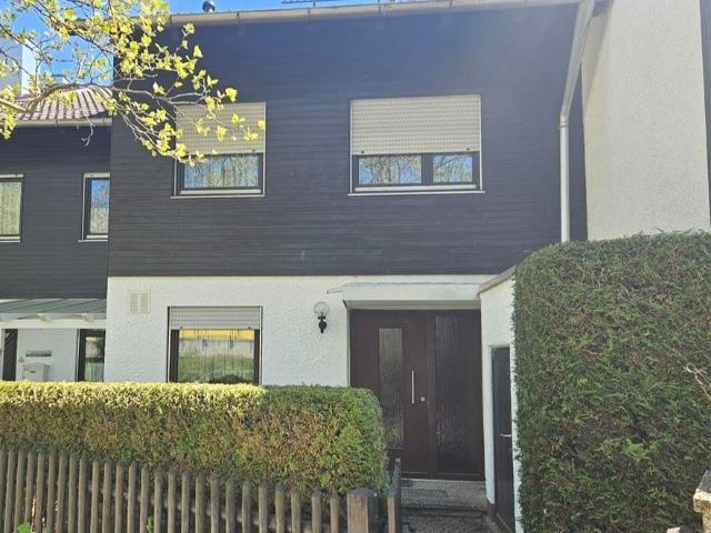Charmantes Reihenmittelhaus mit Potenzial in Unterpfaffenhofen