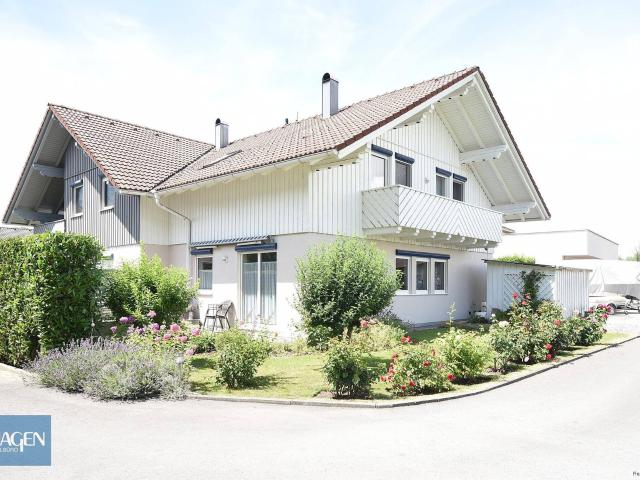 Charmantes Reihenhaus mit modernem Wohnkomfort und idyllischem Garten
