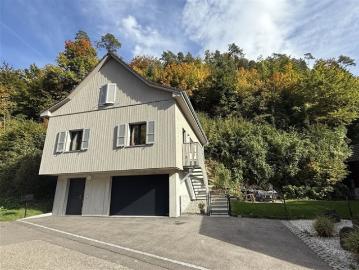 Charmantes, renoviertes Dorfhaus mit 5,5 Zimmern in Soyhières