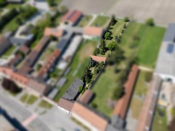 Charmantes, renovierungsbedürftiges Zweifamilienhaus in Engelhartstetten mit großen Grund, Stadel und Nebengebäuden