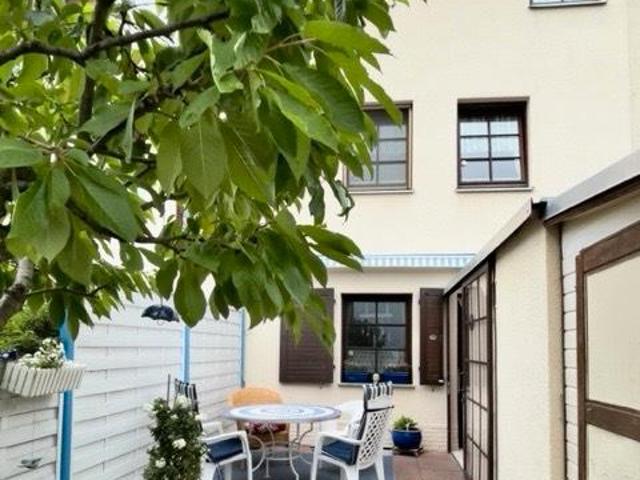 Charmantes RMHaus tolle Lage 123m2 Wohn & Nutzfläche 6 Zimmer