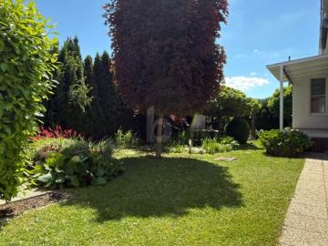CHARMANTES STRECKHAUS MIT UNEINSEHBAREM & SONNIGEM OASE GARTEN