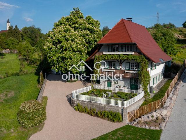 Charmantes Schwarzwaldhaus mit Pool