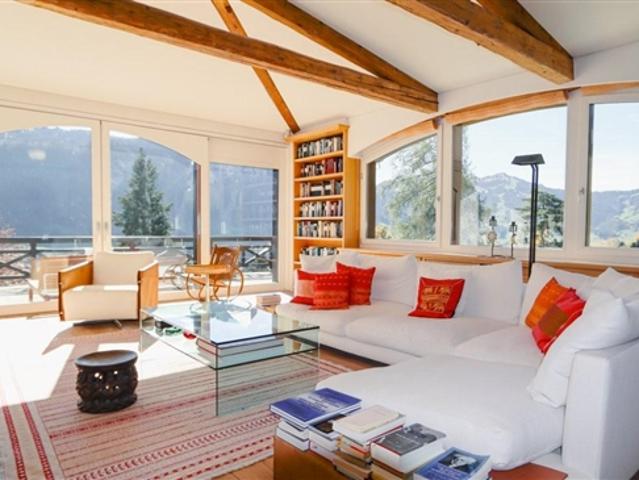 Charmantes Schweizer Dorfhaus mit Pool und Spa