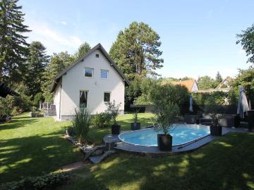 Charmantes, vollsaniertes Einfamilienhaus mit Garten, Pool und Wellnessbereich in Grünruhelage von Pressbaum