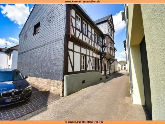 Charmantes Wohnen im denkmalgeschützten Fachwerkhaus von 1739 – Neustraße 3 in Rhens