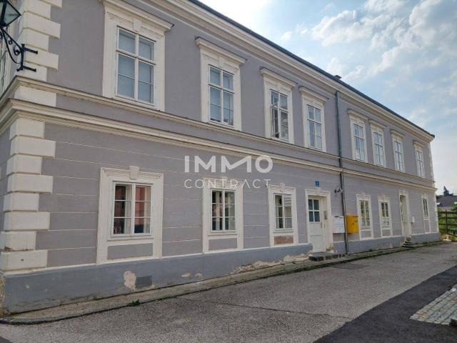 Charmantes Wohnen im Herzen von Pöchlarn – 3 Zimmer Altbauwohnung nahe Donau & Pfeiferturm