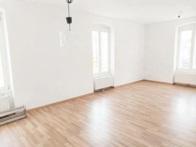 Charmantes Wohnen im Herzen von Pöchlarn – 3 Zimmer Altbauwohnung nahe Donau & Pfeiferturm
