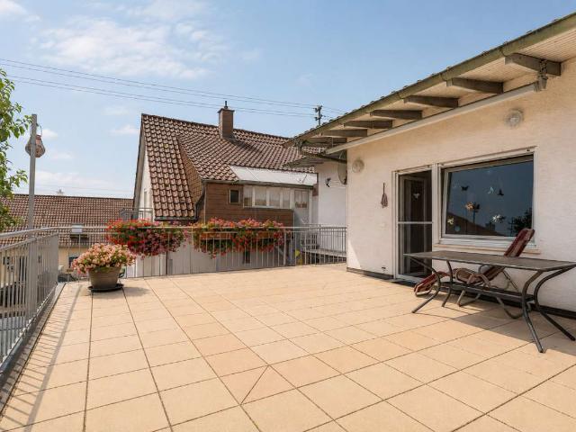 Charmantes Wohnen mit Garten – Doppelhaushälfte in Flehingen