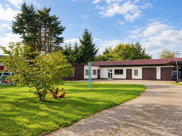 Charmantes Wohnhaus mit großem Grundstück und Potenzial zum Doppelhaus in Leezen