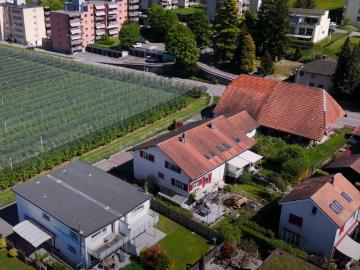 Charmantes Zuhause in Busswil mit vielseitigem Nutzungspotenzial in Seenähe