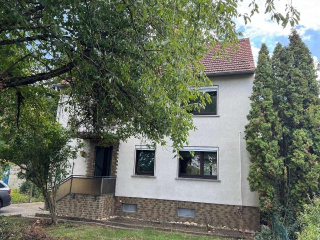 Charmantes Zuhause in idyllischer Lage am Bach – Bad Camberg Erbach