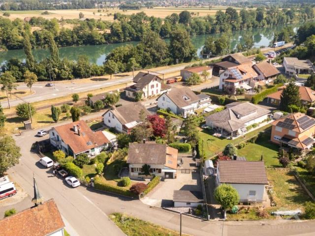 Charmantes Zuhause mit grossem Garten und viel Potenzial
